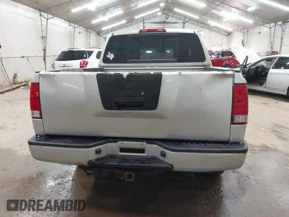 2009 Nissan Titan SE with VIN 1N6BA07D29N304233, listed as a IAAI auction lot 42013084 with 191,407 mi miles. Bid and sale history available at carsss.com. Image 16.