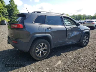 2015 Jeep Cherokee Trailhawk с VIN 1C4PJMBS3FW698997, выставлен на аукционе Copart как лот 63470875 с пробегом 107 535 миль миль и Списание • Salvage title. История ставок и продаж доступна на DreamBid. Изображение 3.