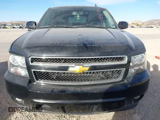 2013 Chevrolet Tahoe LS with VIN 1GNSCAE03DR193235, listed as a IAAI auction lot 41604766 with 204,455 mi miles and . Bid and sale history available at DreamBid. Image 12.
