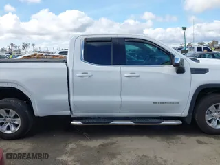 2022 GMC Sierra 1500 SLE with VIN 1GTR8BEK5NZ135368, listed as a IAAI auction lot 41544688 with 113,322 mi miles. Bid and sale history available at carsss.com. Image 13.