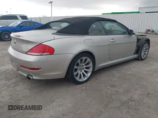2010 BMW 6 Series 650i with VIN WBAEB5C58AC225588, listed as a IAAI auction lot 41186110 with 83,032 mi miles. Bid and sale history available at carsss.com. Image 4.