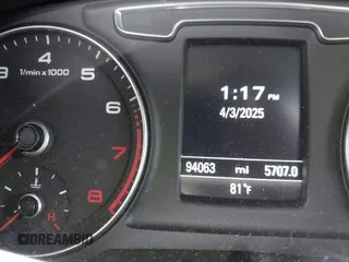 2018 Audi Q3 Premium Plus z VIN WA1JCCFS8JR014631, wystawiony jako IAAI lot #41958696 z przebiegiem 94 063 mil mil oraz . Historia ofert i sprzedaży dostępna na DreamBid. Obrazek 15.