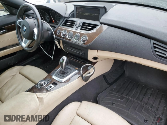 2012 BMW Z4 sDrive28i with VIN WBALL5C53CJ103062, listed as a Copart auction lot 82787274 with 100,728 mi miles and Clean Title. Bid and sale history available at carsss.com. Image 8.