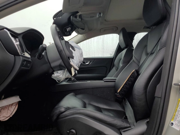 2019 Volvo S60 Inscription with VIN 7JRA22TL5KG002550, listed as a Copart auction lot 48065624 with 66,981 mi miles. Bid and sale history available at carsss.com. Image 7.