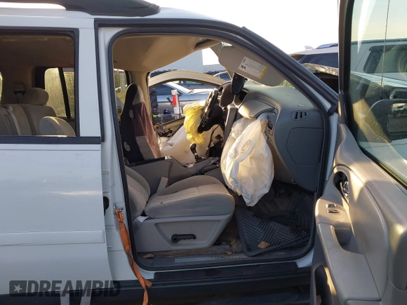 2006 Chevrolet TrailBlazer LS with VIN 1GNES16S466125398, listed as a IAAI auction lot 38466147 with Not Provided miles. Bid and sale history available at carsss.com. Image 5.