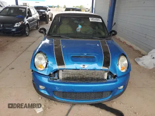 2008 MINI Hardtop S z VIN WMWMF73508TV37538, wystawiony jako Copart lot #58550665 z przebiegiem 71 233 mil mil oraz Szkoda całkowita • Salvage title. Historia ofert i sprzedaży dostępna na DreamBid. Obrazek 5.