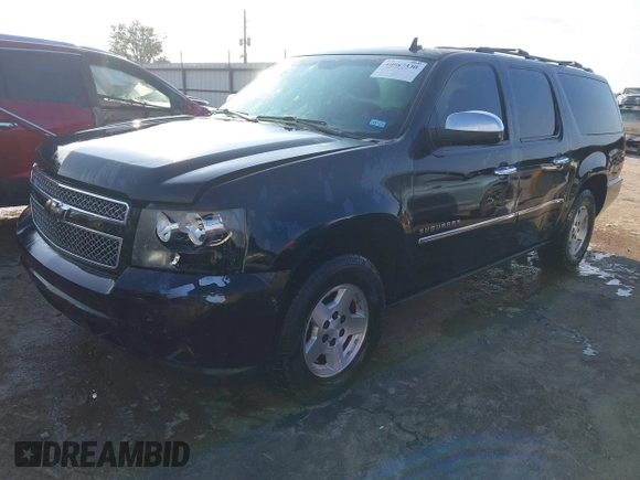 2010 Chevrolet Suburban LTZ with VIN 1GNUCKE07AR276807, listed as a IAAI auction lot 40987330 with 196,618 mi miles. Bid and sale history available at carsss.com. Image 17.
