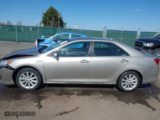 2014 Toyota Camry Hybrid LE with VIN 4T1BD1FK0EU112479, listed as a IAAI auction lot 41901348 with 91,440 mi miles. Bid and sale history available at carsss.com. Image 14.