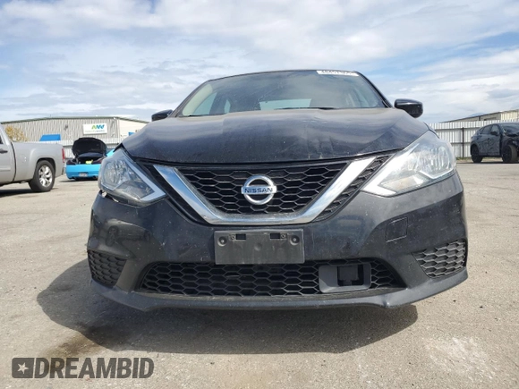 2018 Nissan Sentra S z VIN 3N1AB7AP1JY241045, wystawiony jako Copart lot #48457365 z przebiegiem 137 867 mil mil oraz Szkoda całkowita • Salvage title. Historia ofert i sprzedaży dostępna na DreamBid. Obrazek 5.