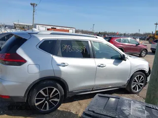 2019 Nissan Rogue SV with VIN 5N1AT2MT3KC777684, listed as a IAAI auction lot 41925508 with 113,717 mi miles and . Bid and sale history available at DreamBid. Image 13.