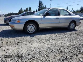 1996 Honda Accord EX with VIN 1HGCD5668TA091433, listed as a Copart auction lot 59375654 with 317,499 mi miles and Clean Title. Bid and sale history available at carsss.com. Image 1.
