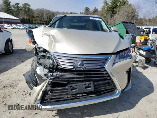 2019 Lexus RX 350 z VIN JTJBZMCA2K2040000, wystawiony jako Copart lot #49837785 z przebiegiem 9 788 mil mil oraz Szkoda całkowita • Salvage title. Historia ofert i sprzedaży dostępna na DreamBid. Obrazek 5.