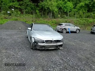 2018 BMW M3 z VIN WBS8M9C55J5K98867, wystawiony jako Copart lot #56819745 z przebiegiem 99 913 mil mil oraz Szkoda całkowita • Salvage title. Historia ofert i sprzedaży dostępna na DreamBid. Obrazek 13.