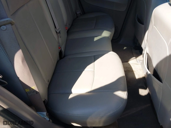 2005 GMC Envoy SLE with VIN 1GKDS13S252305661, listed as a IAAI auction lot 41751800 with 235,090 mi miles. Bid and sale history available at carsss.com. Image 8.
