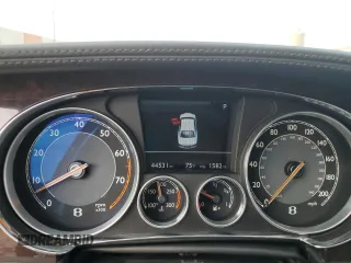 2014 Bentley Flying Spur z VIN SCBEC9ZA8EC090620, wystawiony jako Copart lot #50798315 z przebiegiem 44 531 mil mil oraz Tytuł czysty. Historia ofert i sprzedaży dostępna na DreamBid. Obrazek 9.