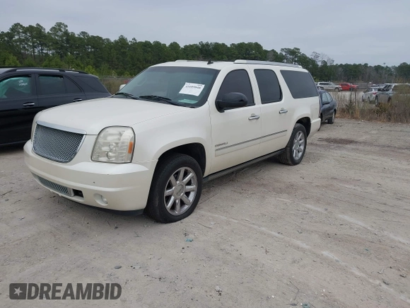 2010 GMC Yukon XL Denali with VIN 1GKUKMEFXAR218674, listed as a IAAI auction lot 41689848 with 1 mi miles. Bid and sale history available at carsss.com. Image 2.