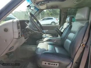 1998 Chevrolet Tahoe Z71 with VIN 1GNEK13R3WR110598, listed as a Copart auction lot 72327974 with 201,313 mi miles and Salvage Title. Bid and sale history available at carsss.com. Image 7.