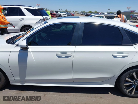 2024 Honda Civic EX z VIN 2HGFE1F70RH320192, wystawiony jako IAAI lot #42282169 z przebiegiem 11 136 mil mil oraz . Historia ofert i sprzedaży dostępna na DreamBid. Obrazek 14.