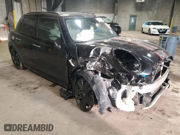 2015 MINI Hardtop 4 Door S with VIN WMWXU3C55F2B62019, listed as a Copart auction lot 46853535 with 124,919 mi miles and Salvage title. Bid and sale history available at DreamBid. Image 4.