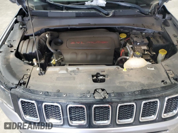 2018 Jeep Compass Sport z VIN 3C4NJCAB7JT240638, wystawiony jako Copart lot #58987085 z przebiegiem 70 310 mil mil oraz Szkoda całkowita • Salvage title. Historia ofert i sprzedaży dostępna na DreamBid. Obrazek 12.