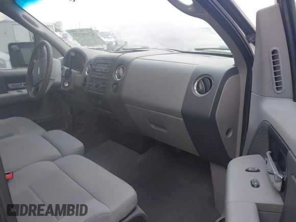 2007 Ford F-150 XL z VIN 1FTRF12W07NA59933, wystawiony jako IAAI lot #42491520 z przebiegiem Nie podano mil oraz . Historia ofert i sprzedaży dostępna na DreamBid. Obrazek 5.