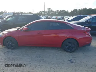 2022 Hyundai Elantra SEL with VIN KMHLS4AGXNU367476, listed as a IAAI auction lot 40707900 with 71,413 mi miles and . Bid and sale history available at DreamBid. Image 14.