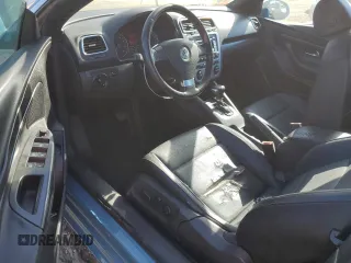 2008 Volkswagen Eos Turbo z VIN WVWBA71F98V030176, wystawiony jako Copart lot #46336425 z przebiegiem 114 520 mil mil oraz Szkoda całkowita • Salvage title. Historia ofert i sprzedaży dostępna na DreamBid. Obrazek 8.