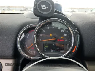 2018 MINI Countryman Cooper S z VIN WMZYT5C39J3D81881, wystawiony jako Copart lot #51741095 z przebiegiem 69 933 mil mil oraz Szkoda całkowita • Salvage title. Historia ofert i sprzedaży dostępna na DreamBid. Obrazek 9.