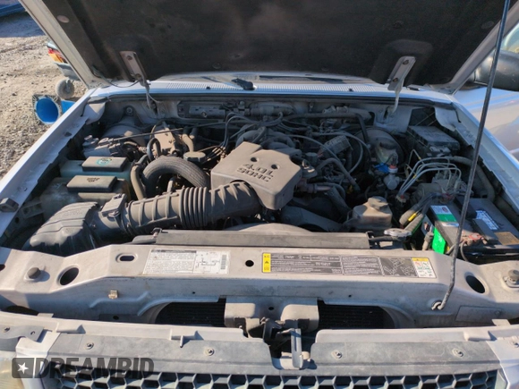 2002 Ford Ranger XL Fleet with VIN 1FTZR45E72PA98253, listed as a Copart auction lot 89013035 with 188,330 mi miles and Salvage Title. Bid and sale history available at DreamBid. Image 12.