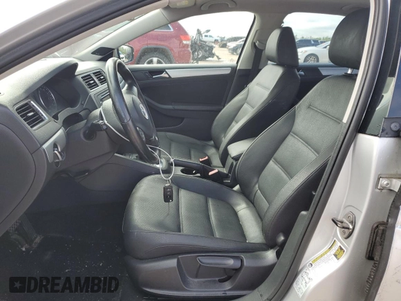 2012 Volkswagen Jetta SEL with VIN 3VWLP7AJ7CM300738, listed as a Copart auction lot 47934894 with 137,877 mi miles and Salvage title. Bid and sale history available at DreamBid. Image 7.