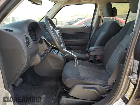 2017 Jeep Patriot High Altitude с VIN 1C4NJRFB3HD175329, выставлен на аукционе Copart как лот 58751865 с пробегом 113 092 миль миль и Списание • Salvage title. История ставок и продаж доступна на DreamBid. Изображение 7.