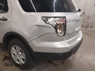 2013 Ford Explorer z VIN 1FM5K8B89DGB30076, wystawiony jako IAAI lot #42274929 z przebiegiem 268 795 mil mil oraz . Historia ofert i sprzedaży dostępna na DreamBid. Obrazek 6.