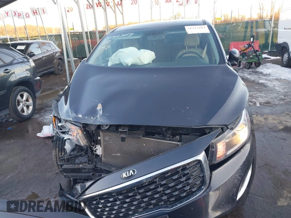 2021 Kia Sedona EX with VIN KNDMB5C17M6666739, listed as a IAAI auction lot 41423684 with 41,816 mi miles. Bid and sale history available at carsss.com. Image 12.
