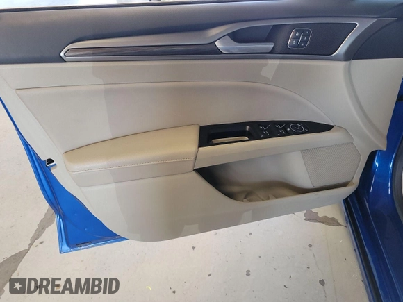 2017 Ford Fusion SE with VIN 3FA6P0HD5HR193177, listed as a IAAI auction lot 42639240 with 38,335 mi miles and . Bid and sale history available at DreamBid. Image 17.