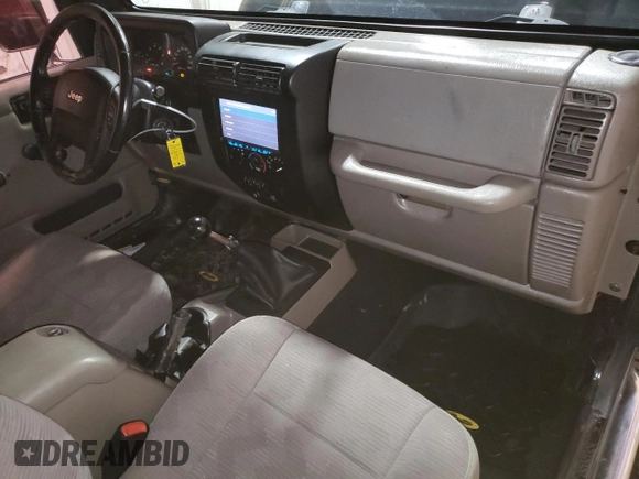 2005 Jeep Wrangler Rubicon with VIN 1J4FA69S85P368210, listed as a Copart auction lot 73425664 with 123,297 mi miles and Salvage Title. Bid and sale history available at carsss.com. Image 8.