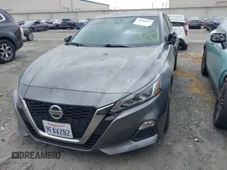 2022 Nissan Altima 2.5 SR with VIN 1N4BL4CV1NN412121, listed as a IAAI auction lot 42086036 with 36,706 mi miles. Bid and sale history available at carsss.com. Image 12.