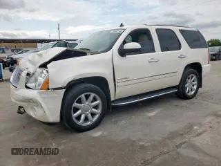 2013 GMC Yukon Denali z VIN 1GKS2EEF5DR256413, wystawiony jako Copart lot #58630735 z przebiegiem 133 147 mil mil oraz Szkoda całkowita • Salvage title. Historia ofert i sprzedaży dostępna na DreamBid. Obrazek 1.