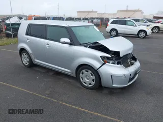 2008 Scion xB z VIN JTLKE50EX81011066, wystawiony jako IAAI lot #41573980 z przebiegiem 154 974 mil mil oraz . Historia ofert i sprzedaży dostępna na DreamBid. Obrazek 1.