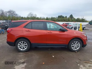2020 Chevrolet Equinox LS z VIN 2GNAXSEV3L6216007, wystawiony jako IAAI lot #41889041 z przebiegiem 96 406 mil mil oraz . Historia ofert i sprzedaży dostępna na DreamBid. Obrazek 13.