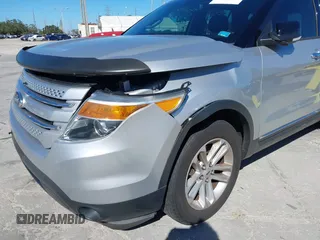 2014 Ford Explorer XLT with VIN 1FM5K7D98EGB66763, listed as a IAAI auction lot 40933042 with 126,929 mi miles and . Bid and sale history available at DreamBid. Image 17.