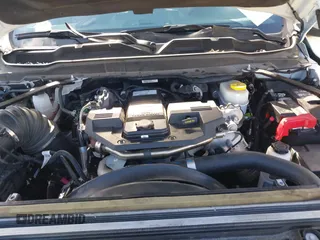 2024 Ram 2500 Big Horn with VIN 3C6UR5DL6RG285652, listed as a IAAI auction lot 42511830 with 36,041 mi miles and . Bid and sale history available at DreamBid. Image 10.