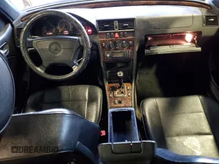 1999 Mercedes-Benz C 230/260/280/320 with VIN WDBHA24G5XA672075, listed as a Copart auction lot 88800115 with 273,937 mi miles and Clean Title. Bid and sale history available at carsss.com. Image 8.