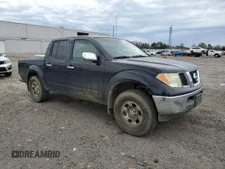 2008 Nissan Frontier SE z VIN 1N6AD07U28C442383, wystawiony jako Copart lot #52042495 z przebiegiem 137 155 mil mil oraz Szkoda całkowita • Salvage title. Historia ofert i sprzedaży dostępna na DreamBid. Obrazek 4.