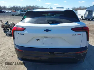 2024 Chevrolet Blazer EV eAWD RS z VIN 3GNKDCRJ4RS290900, wystawiony jako IAAI lot #41647500 z przebiegiem 3 017 mil mil oraz . Historia ofert i sprzedaży dostępna na DreamBid. Obrazek 16.