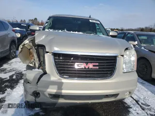 2008 GMC Yukon SLE w/3SB with VIN 1GKFK13088J152981, listed as a Copart auction lot 85418684 with 151,122 mi miles and Salvage Title. Bid and sale history available at carsss.com. Image 5.
