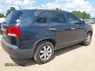 2011 Kia Sorento LX with VIN 5XYKT4A19BG102196, listed as a IAAI auction lot 42107811 with 353,665 mi miles. Bid and sale history available at carsss.com. Image 4.