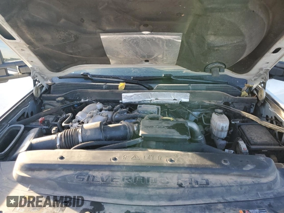 2018 Chevrolet Silverado 3500HD LT with VIN 1GC4KZCY8JF201788, listed as a Copart auction lot 84894424 with 195,964 mi miles and Salvage Title. Bid and sale history available at DreamBid. Image 11.