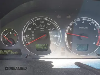 2005 Volvo XC90 с VIN YV1CZ592551162819, выставлен на аукционе IAAI как лот 42474462 с пробегом 214 450 миль миль и . История ставок и продаж доступна на DreamBid. Изображение 7.