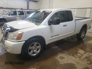 2007 Nissan Titan XE z VIN 1N6AA06B77N205996, wystawiony jako Copart lot #50839525 z przebiegiem Nie podano mil oraz Czysty tytuł • Clean title. Historia ofert i sprzedaży dostępna na DreamBid. Obrazek 1.