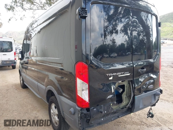 2018 Ford Transit with VIN 1FTYR2CM7JKB42208, listed as a IAAI auction lot 41909994 with 110,885 mi miles. Bid and sale history available at carsss.com. Image 3.